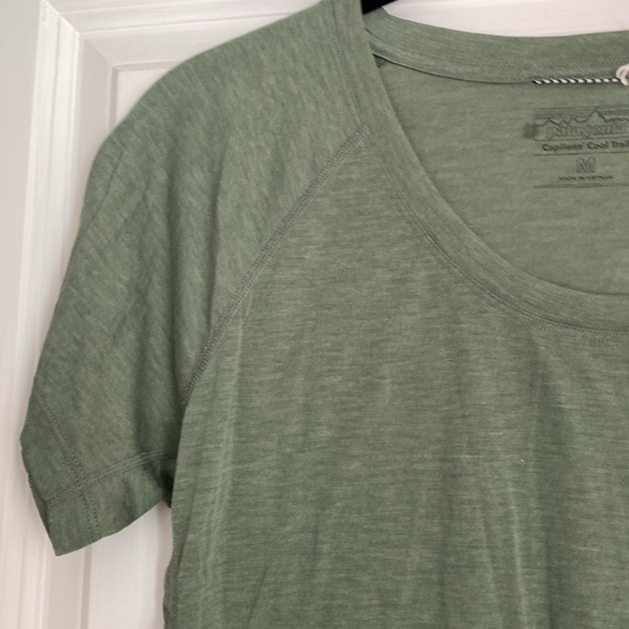 Patagonia Capilene Cool Trail Green Short Sleeve Tee Medium - Picture 4 of 4